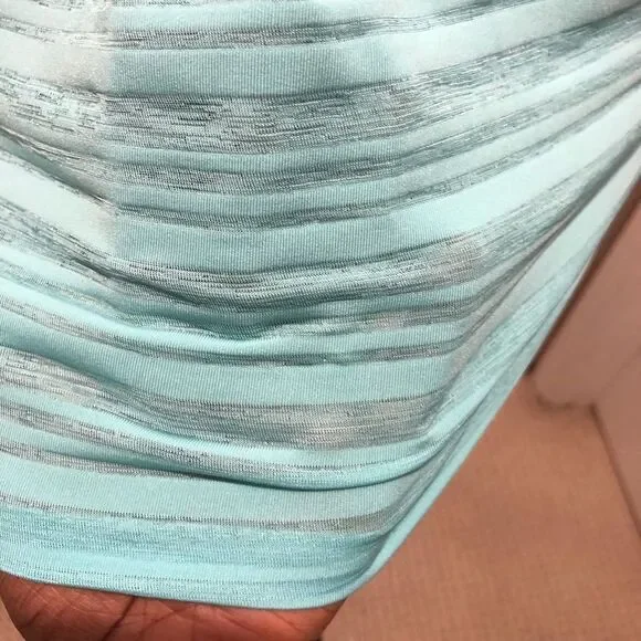 Forever 21 blue medium tank - Picture 4 of 9